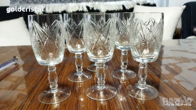 кристални чаши за вино 