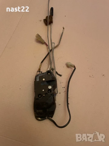 Предна лява брава за врата Сузуки Витара-дълга база, снимка 2 - Части - 50820346