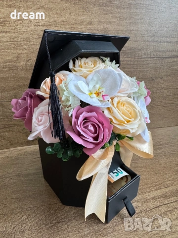 Букети за абитуриенти, снимка 3 - Декорация за дома - 50058857