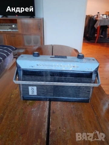 Старо радио,радиоприемник Carthage 612
