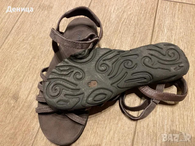Дамски сандали Тeva 35 номер, снимка 4 - Сандали - 50083405