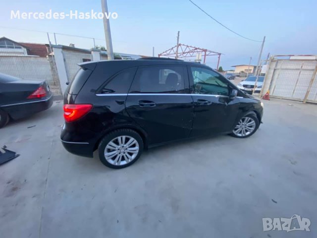 Mercedes-Benz B200 CDI, снимка 3 - Автомобили и джипове - 35081199