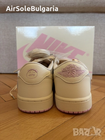 Jordan 1 x Travis Scott Shy Pink Size EUR 41/ UK 7 Brand New With Box 📦 , снимка 7 - Маратонки - 55728487