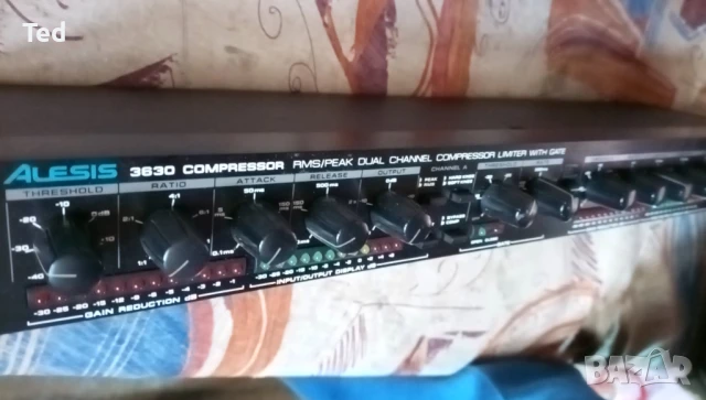 Ефекти, ПЕДАЛИ и ПРОЦЕСОРИ за китара -Distortion,Delay,Noise Gate, Multi Korg, Zoom,Nux,Digitech, снимка 11 - Китари - 50452378