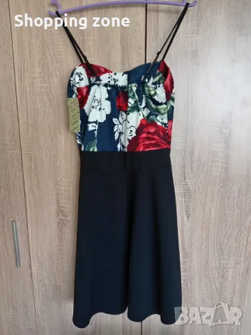 Кокетна разкроена рокля с етикет, снимка 2 - Рокли - 49272618