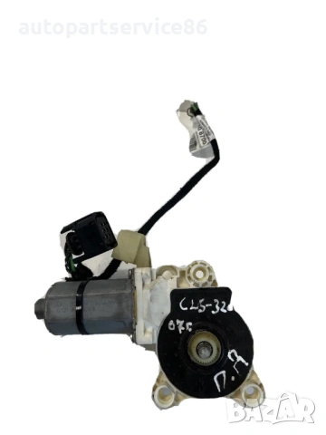 Мотор за стъкло предна дясна врата за Mercedes CLS W219 3.2 CDI (2009) 0130821432