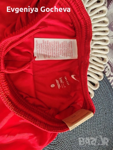 Liverpool официални къси футболни панталони 148-152см, снимка 5 - Футбол - 54238467