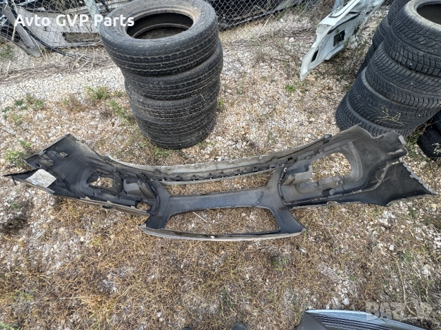 предна броня volvo xc70, снимка 4 - Части - 51894261