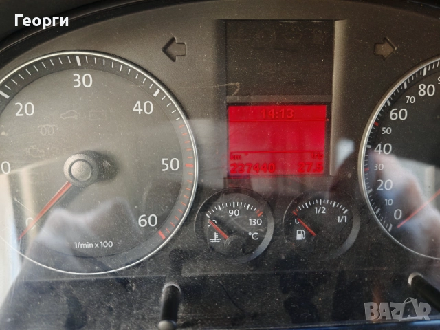 Vw Touran 2.0 tdi , снимка 5 - Автомобили и джипове - 52795702