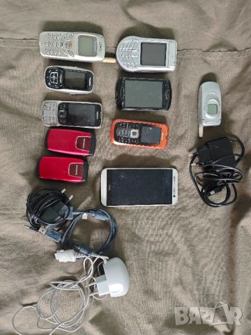 Продавам стари телефони GSM