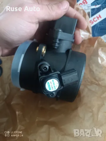 Въздухомер-измерител на масата на въздуха BOSCH - Mercedes Benz , снимка 1