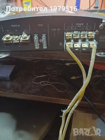 Продавам работещ усилвател за кола , снимка 3 - Ресийвъри, усилватели, смесителни пултове - 53915655