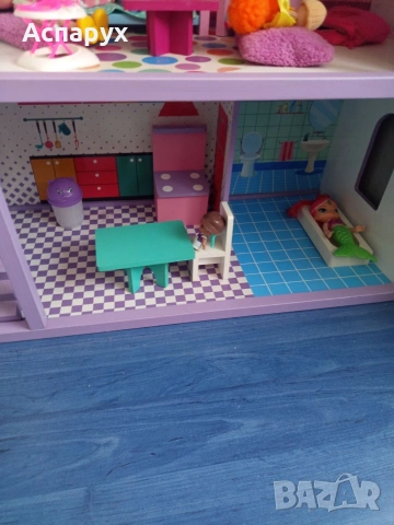 Дървена къща за кукли , снимка 4 - Играчки за стая - 54343675
