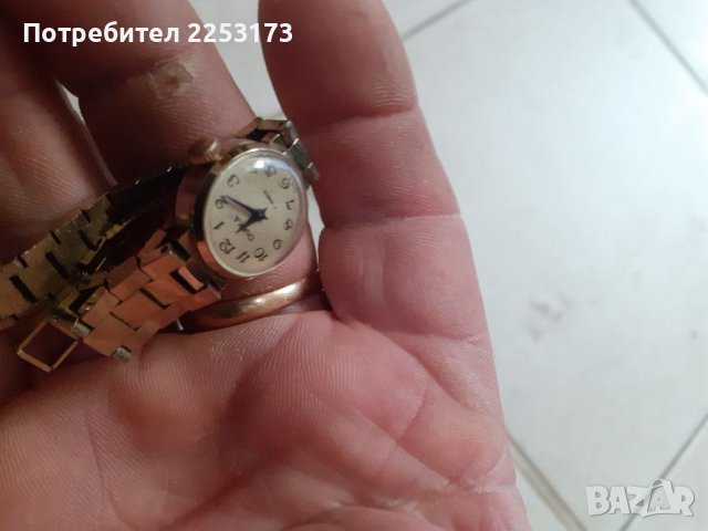 Дамски часовник Чайка от соц.време, снимка 4 - Антикварни и старинни предмети - 39511994
