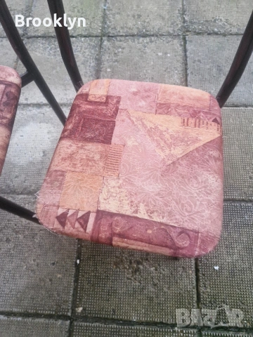 Продават се метални столове, снимка 2 - Столове - 53950433