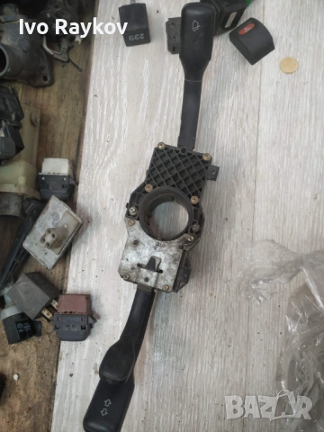 Превключвател на кормилната колона за Audi A4 , 4D0953513