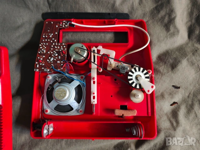 Продавам български касетофон Респром Монтана НРБ, снимка 16 - Радиокасетофони, транзистори - 43911727