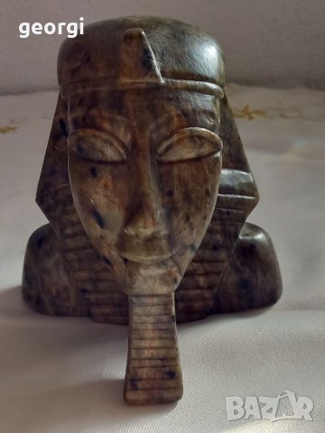 Статуетка на фараон от яспис 