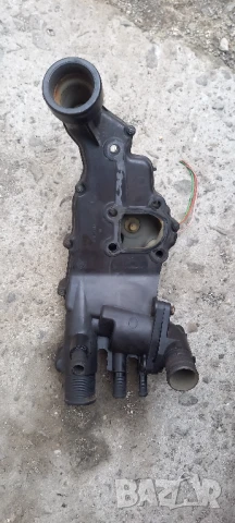 Корпус на термостат Peugeot 206 2.0 HDI, снимка 3 - Части - 51237239