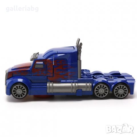 Трансформърс: фигура на Оптимус Прайм (Optimus Prime, Transformers), снимка 3 - Коли, камиони, мотори, писти - 34931325