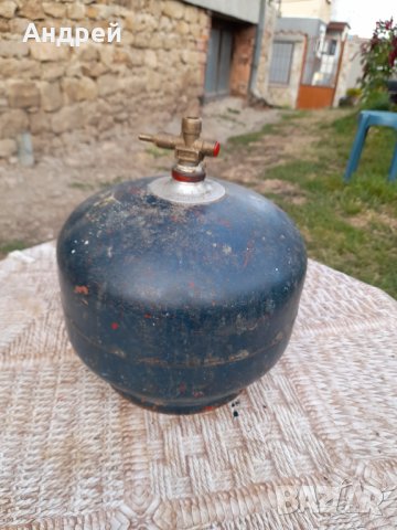 Стара туристическа газова бутилка, снимка 2 - Антикварни и старинни предмети - 42317092