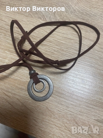 Гривни и кожени амулети, снимка 3 - Бижутерийни комплекти - 51568633
