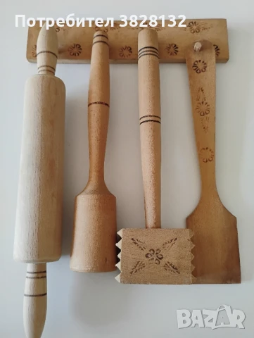 стар комплект кухненски инструменти