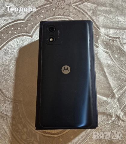 Продавам телефон Motorola e13, снимка 3 - Motorola - 52705401