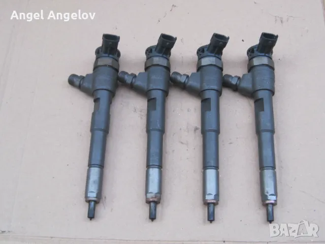 Дюза дизел 0445110485 Bosch за DACIA SANDERO II Dokker 1.5 dCi Renault Captur Clio 1.5 d, снимка 1