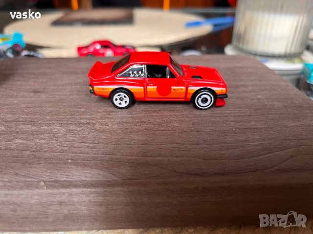 Hotwheels Escort RS2000, снимка 3 - Колекции - 42460785