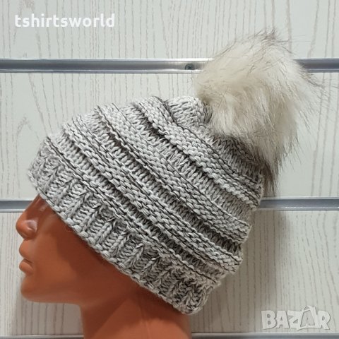 Нова дамска плетена шапка бял меланж с помпон/пух, снимка 9 - Шапки - 30963144