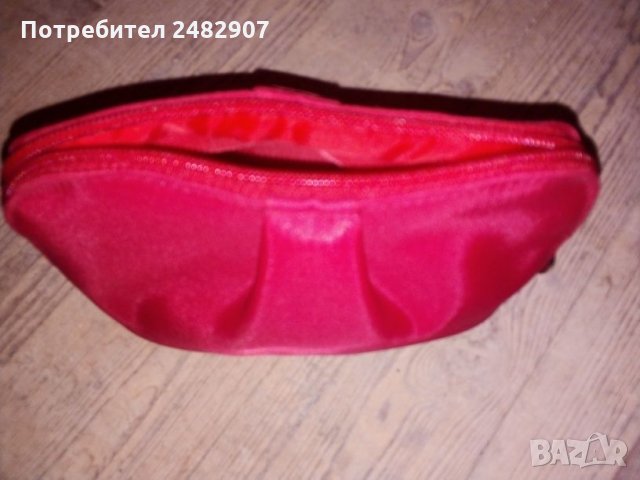Козметична чантичка, снимка 3 - Други - 31335380