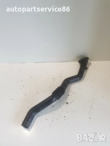 Тръба за резервоар за чистачки за предно стъкло за Mercedes W638 Vito 2.2 CDI (2002) A6388320823