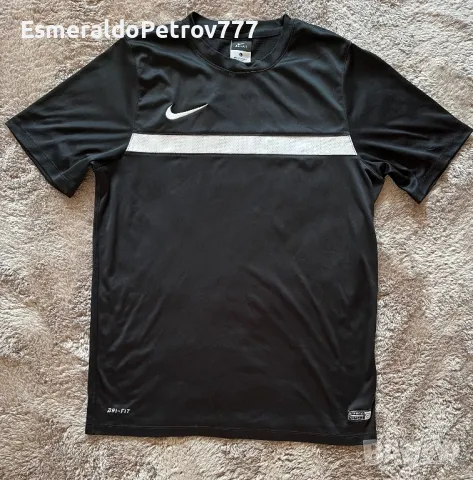 Мъжка тениска nike Dri-Fit, снимка 1 - Спортни дрехи, екипи - 49277060