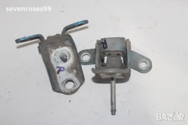 Панта врата дясна горна долна Форд Фиеста 6 2011 1.4tdci 68hp Ford Fiesta 6 2/3врати, снимка 4 - Части - 48306942