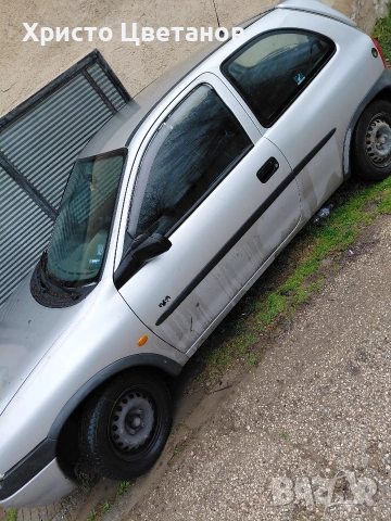 продавам опел корса б за части 1.2 60 коня всичко налично, снимка 3 - Части - 54102686