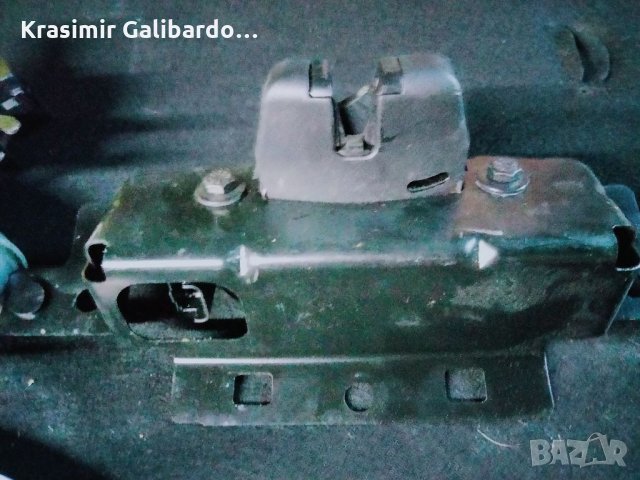 Брава заден капак за Пежо 208(2012-...), снимка 2 - Части - 34340305