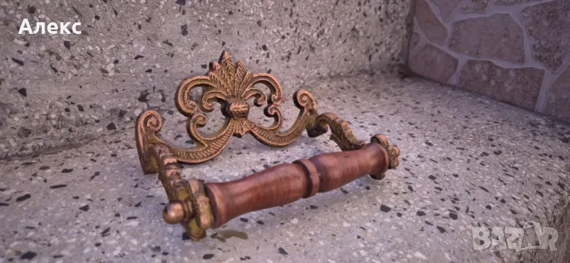 Изящна поставка за тоалетна хартия– метал, дърво., снимка 2 - Други - 49038414