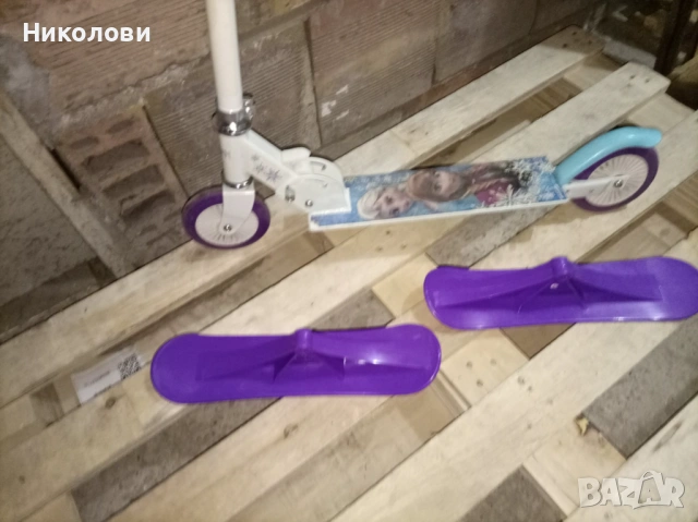 Тротинетка Замръзналото кралство/ Ана и Елза - максимална височина 82см