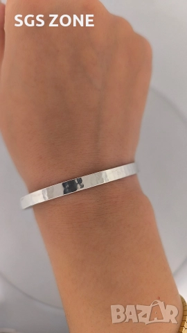 Стилна твърда гривна , снимка 3 - Гривни - 52906714