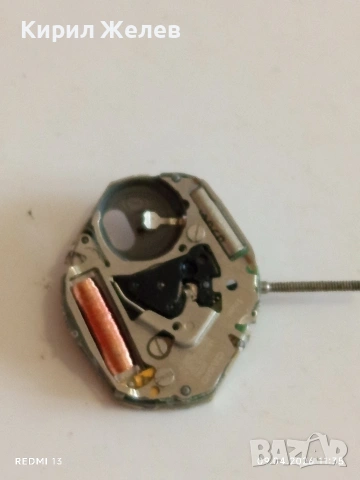 Лот 9 броя механизми за кварцови часовници стари за части КОЛЕКЦИЯ 43605, снимка 11 - Антикварни и старинни предмети - 54144263