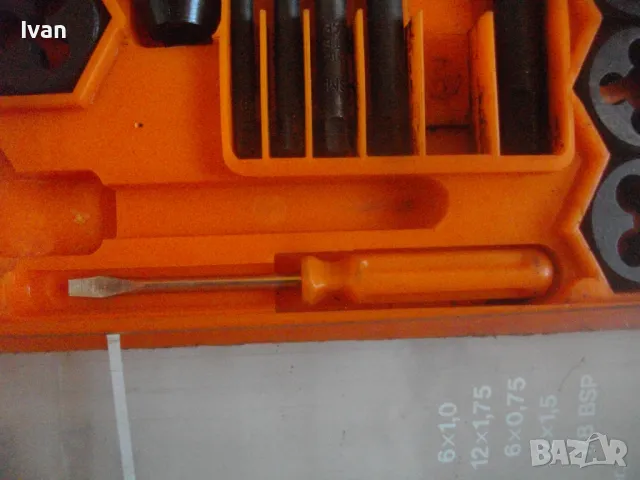 НОВ СТАРО КАЧЕСТВО М3-М12 НЕМСКИ РЕЗБОНАРЕЗЕН КОМПЛЕКТ ПЛАШКИ И МЕТЧИЦИ ЗА ВЪНШНИ/ВЪТРЕШНИ РЕЗБИ, снимка 14 - Други инструменти - 48922599