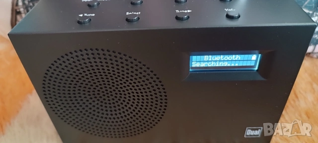 портативно радио Dual , снимка 3 - Радиокасетофони, транзистори - 54308288