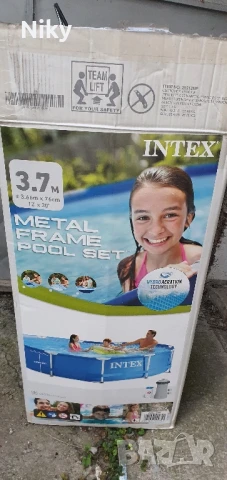 Басейн Intex 3.7м.