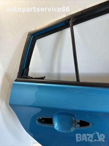 Врата задна дясна синя за Toyota Prius 1.8 Hybrid (2018), снимка 2 - Части - 54361527