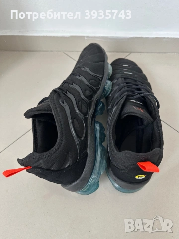 Nike Air Vapormax Plus, снимка 5 - Маратонки - 54013511