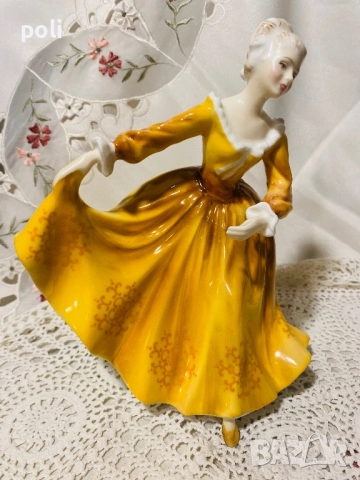 порцеланова статуетка , снимка 6 - Статуетки - 52584330