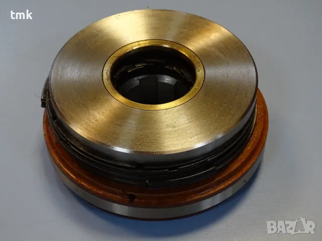 Съединител електромагнитен ЭМ-42У4(ЕМ-42У4) electromagnetic multi-plate clutch 24VDC, снимка 2 - Резервни части за машини - 47490871