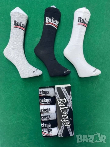 чорапи в кутия karl lagerfeld balenciaga calvin klein  nike, снимка 5 - Дамски чорапи - 50684785