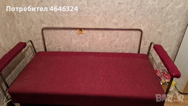 Диван с място за нареждане, снимка 2 - Дивани и мека мебел - 52495692